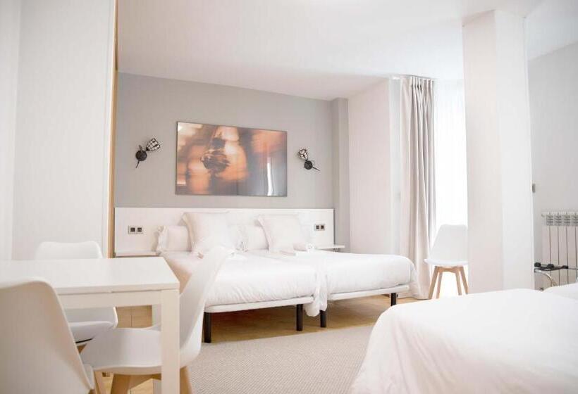 Habitación Cuádruple Estándar, Stellae Luscofusco