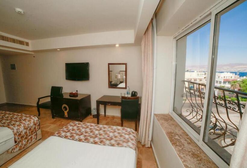 اتاق استاندارد با چشمانداز دریا, Yafko