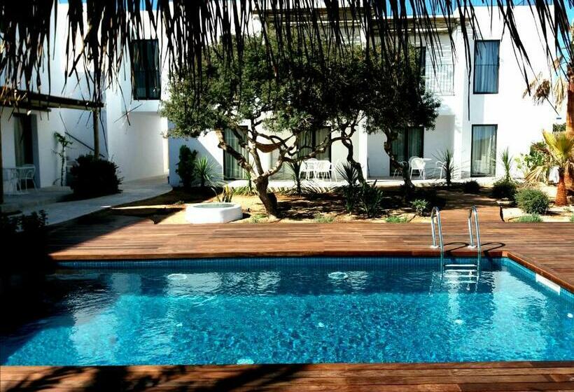 شقة غرفة واحدة مزودة بتراس, Sa Cala Suites