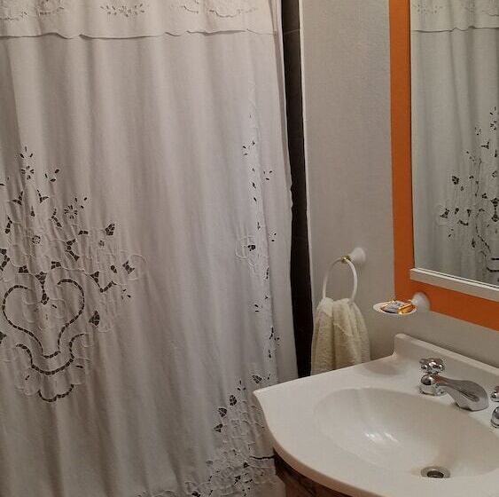 スタンダード4人部屋, South B&b El Calafate