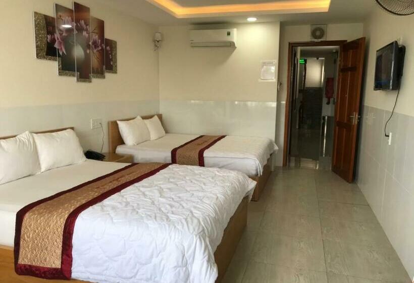 اتاق سوپریور, Hoang Son