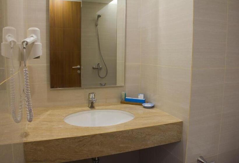 Standard Room, Brothers Biru Solo Baru