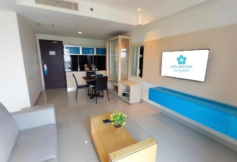 Suite, Brothers Biru Solo Baru