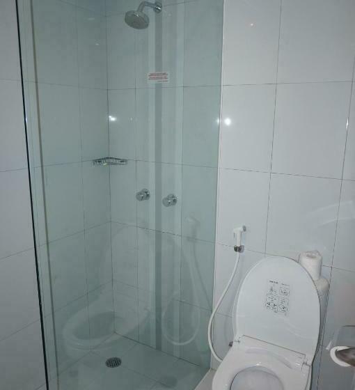 Deluxe Room, Brothers Biru Solo Baru