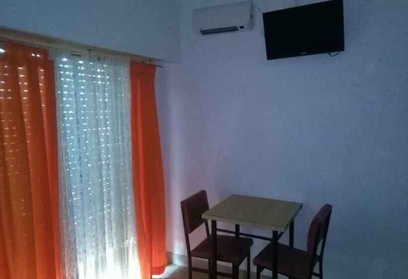 スタンダード４人部屋, Coliseo