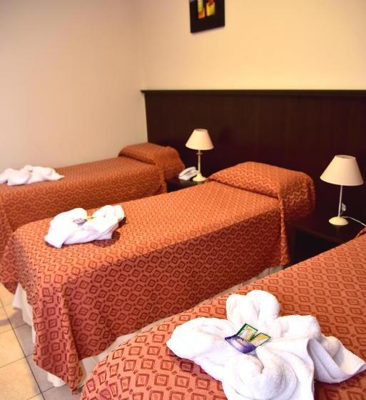 Номер Стандарт Трехместный, Confianza