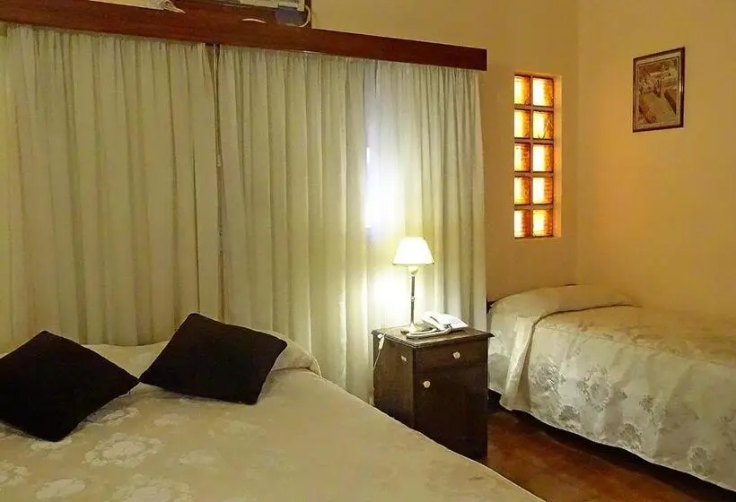 اتاق استاندارد سه نفره, Costa Azul
