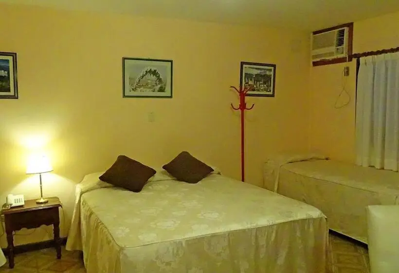اتاق استاندارد سه نفره, Costa Azul