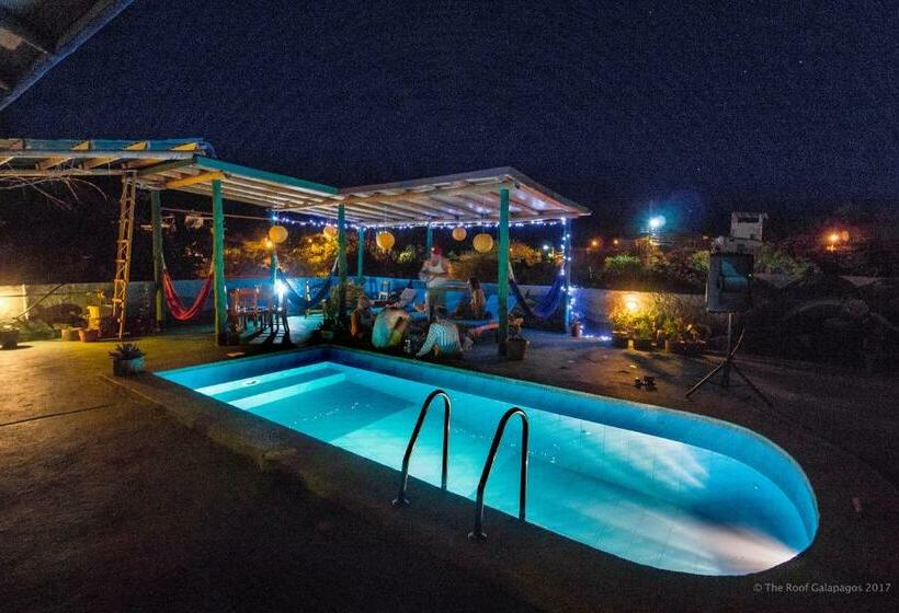 غرفة كلاسيكية ثلاثية, Galapagos Verde Azul