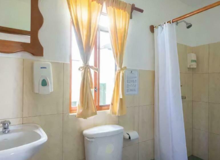 غرفة كلاسيكية ثلاثية, Galapagos Verde Azul