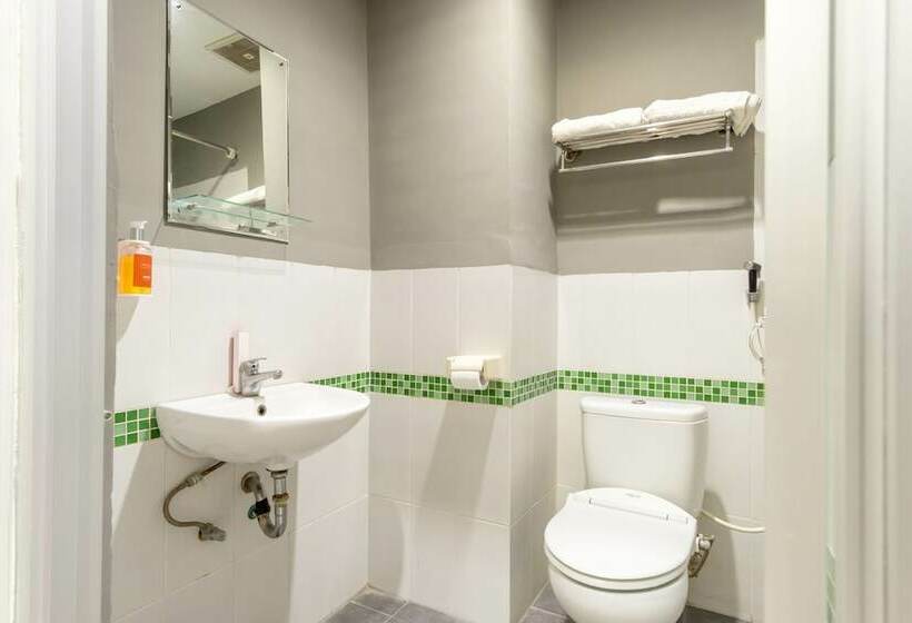 غرفة ديلوكس, OYO Flagship 1348 Hotel Home Anaya