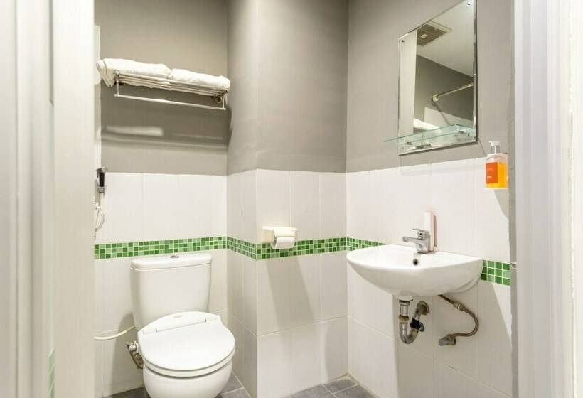 غرفة ديلوكس, OYO Flagship 1348 Hotel Home Anaya