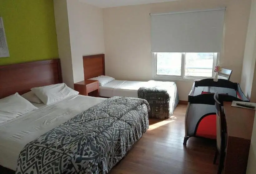 スタンダードトリプルルーム, Park View Hotel & Residences
