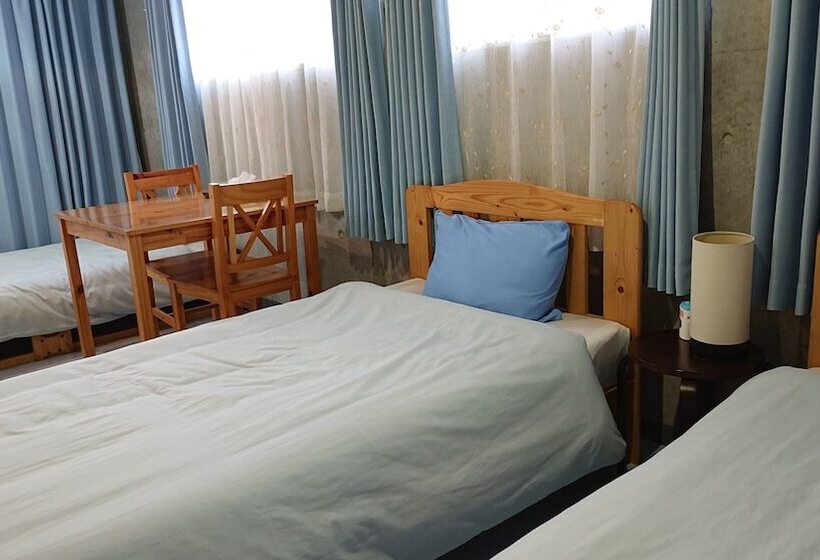 غرفة قياسية ثلاثية, Guest House Sea Glass