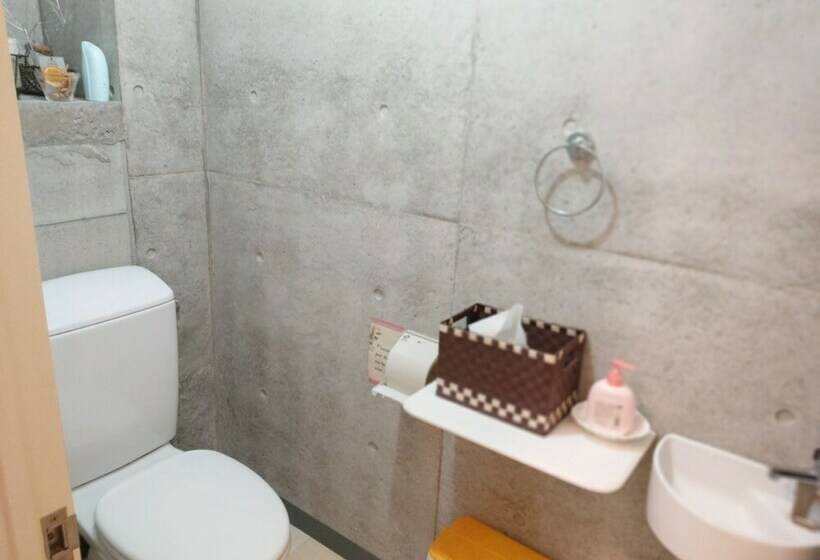 غرفة قياسية ثلاثية, Guest House Sea Glass