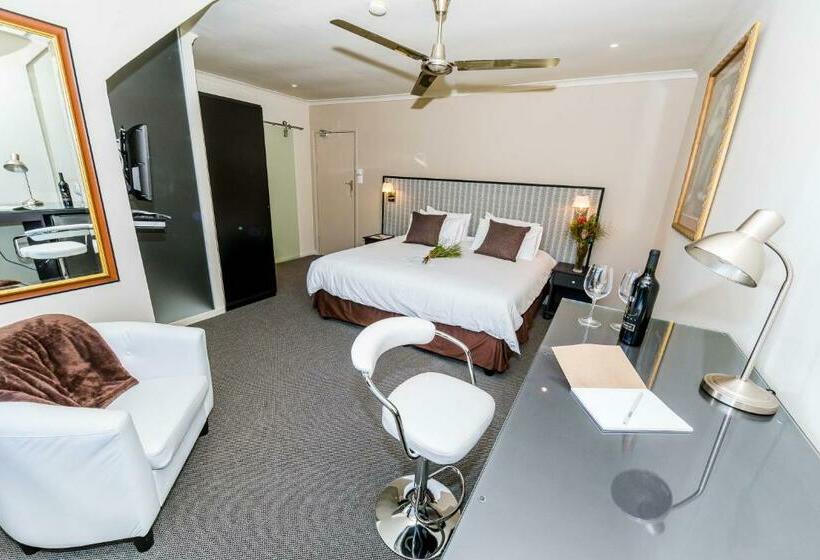 이그제큐티브 스위트, Le Petit Chateau Guest House