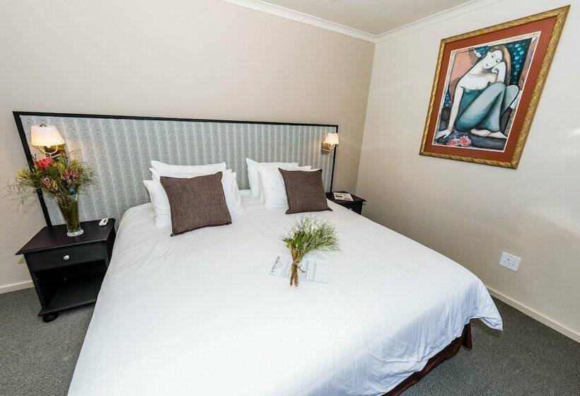 이그제큐티브 스위트, Le Petit Chateau Guest House