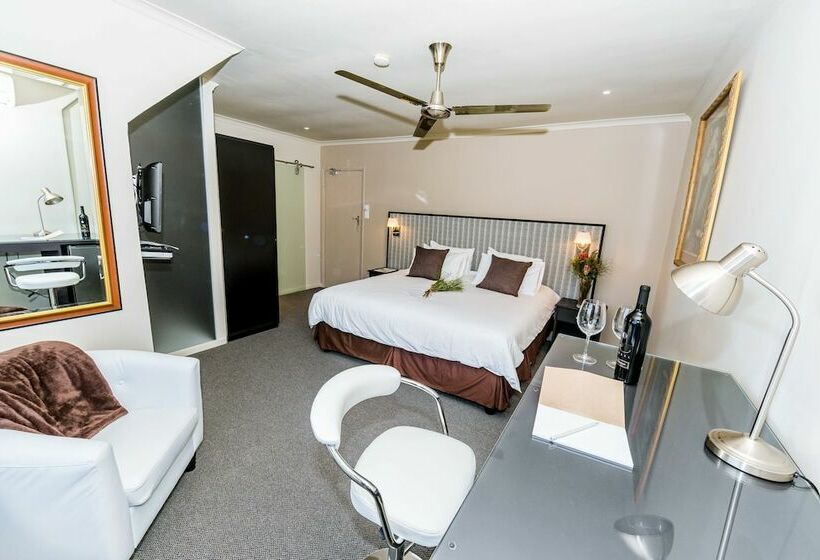 이그제큐티브 스위트, Le Petit Chateau Guest House