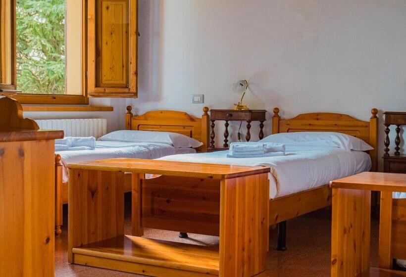 חדר סטנדרט לשלושה, B&b Villa Erika