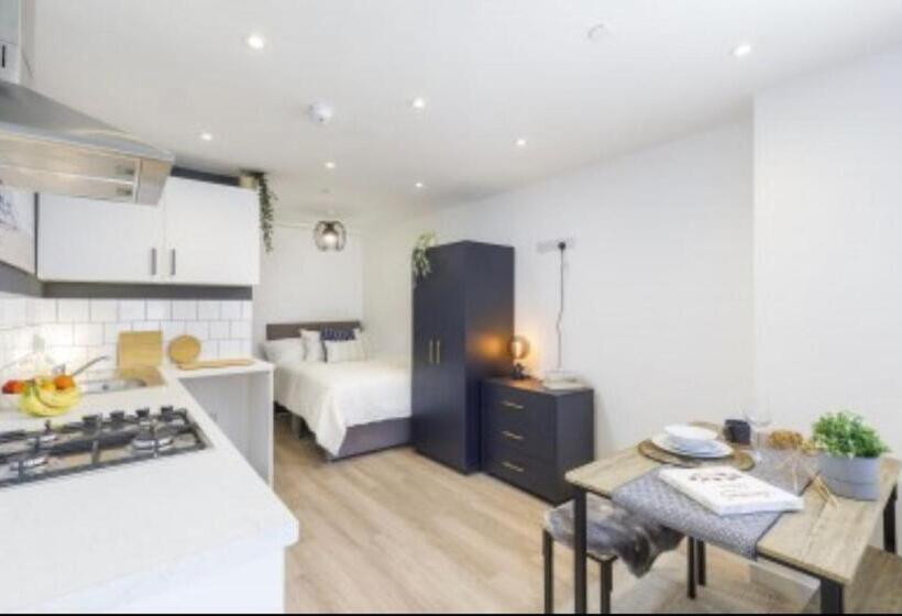 Студия Стандарт, The Residency Rooms Liverpool
