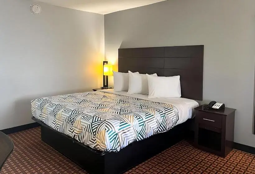 キングサイズベッドのデラックスルーム, Motel 6 Chickasha, Ok
