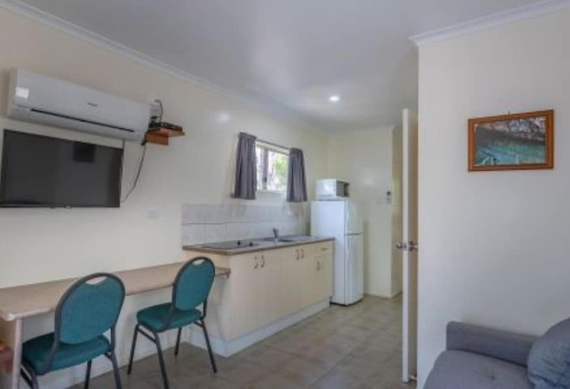 スタンダードスタジオ, Discovery Parks Mount Surprise