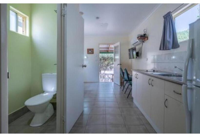 スタンダードスタジオ, Discovery Parks Mount Surprise