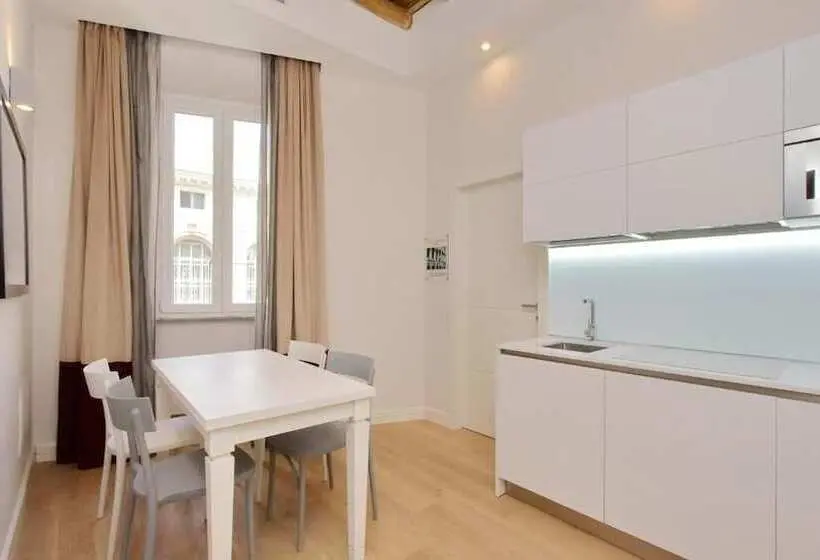 استودیو خانوادگی, Monti Panisperna Suites