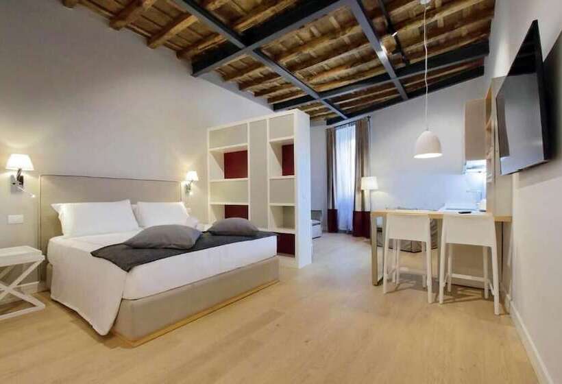 סטודיו משפחתי, Monti Panisperna Suites