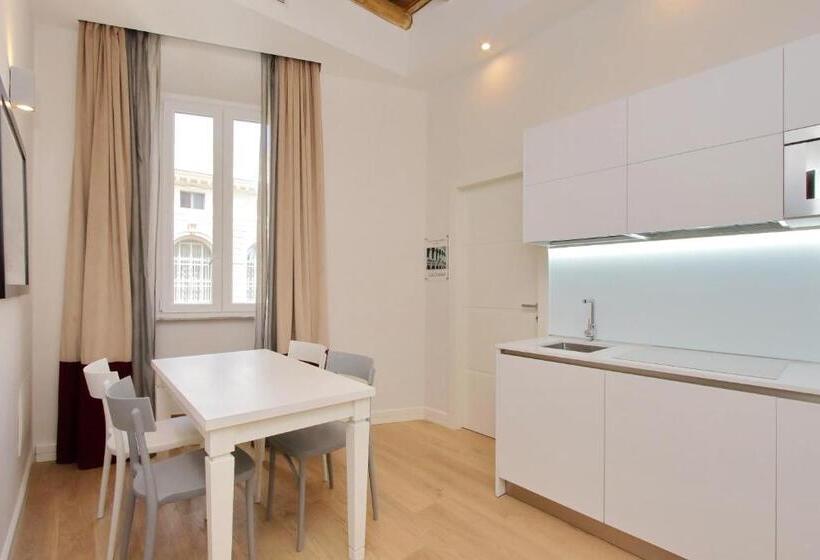 חדר סופריור לשלושה, Monti Panisperna Suites