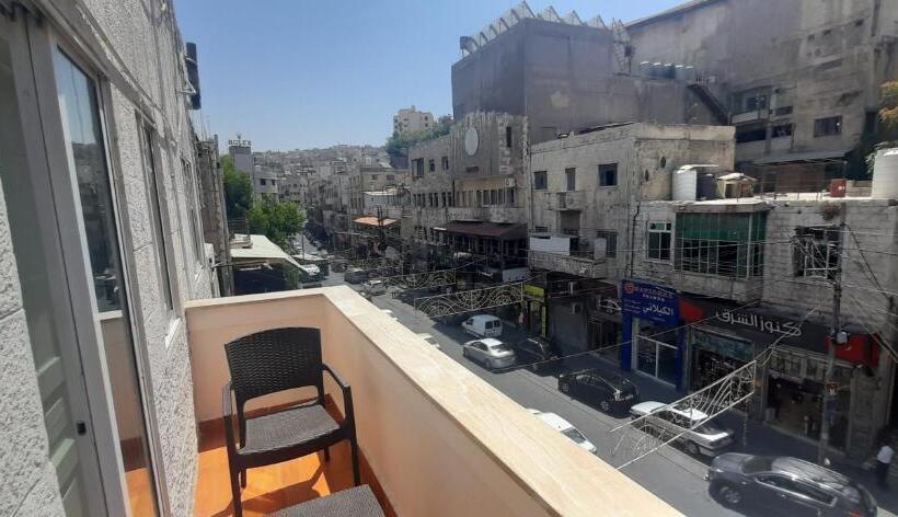 اتاق استاندارد با بالکن, The Boutique Hotel Amman