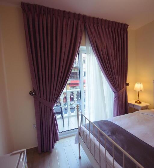 اتاق استاندارد با بالکن, The Boutique Hotel Amman