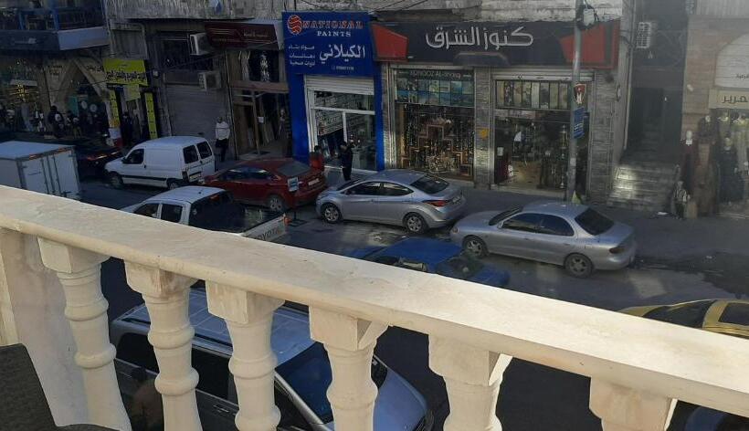 اتاق لوکس با بالکن, The Boutique Hotel Amman