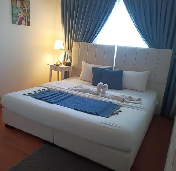 اتاق استاندارد با بالکن, The Boutique Hotel Amman