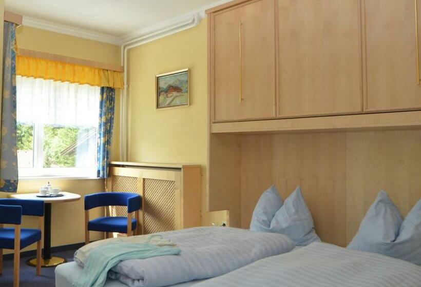 חדר סטנדרט לשלושה עם מרפסת, Gästehaus Golker