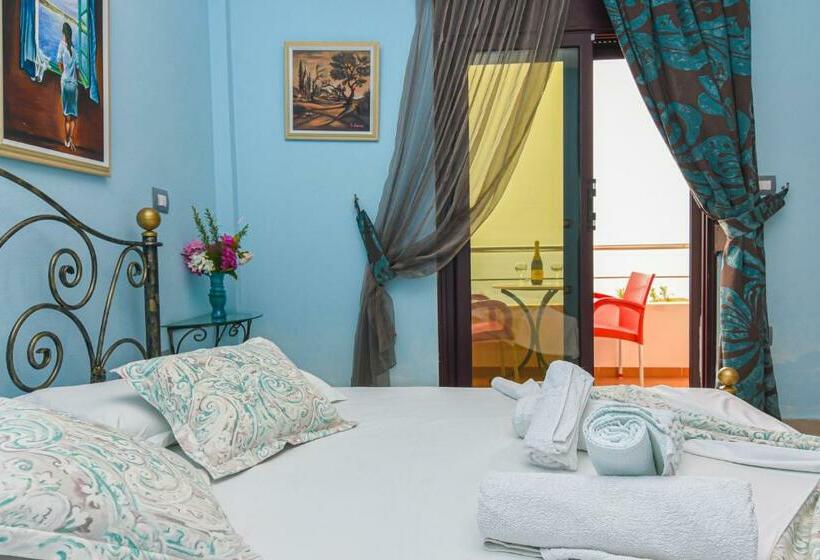 سوییت با چشمانداز دریا, Imperial