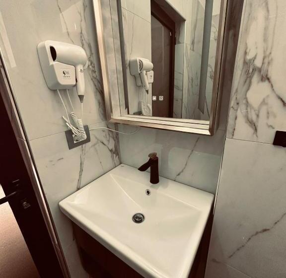 Triple Room Sea View, Imperial