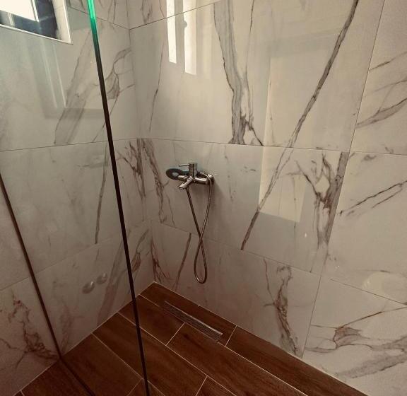 Triple Room Sea View, Imperial