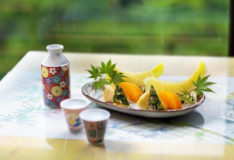 Deluxe room with river view, Yamanaka Onsen Kagari Kisshotei