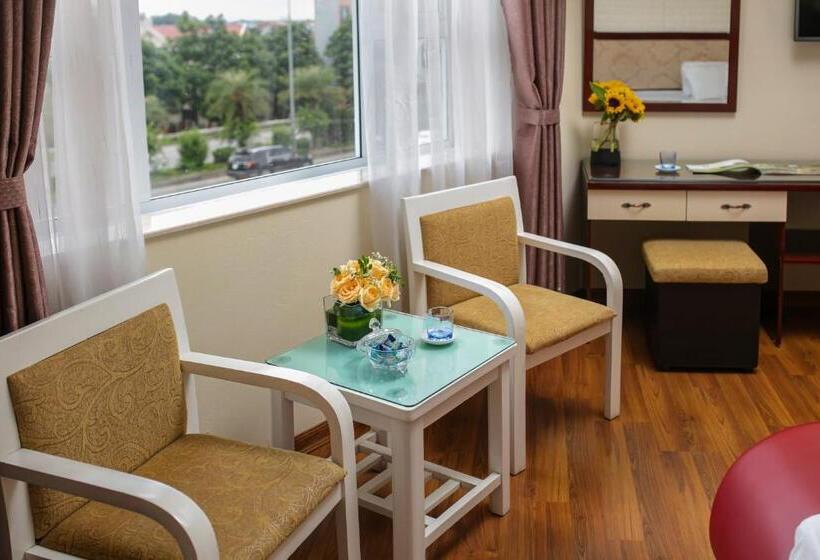 اتاق استاندارد با چشم‌انداز, New Airport Hotels