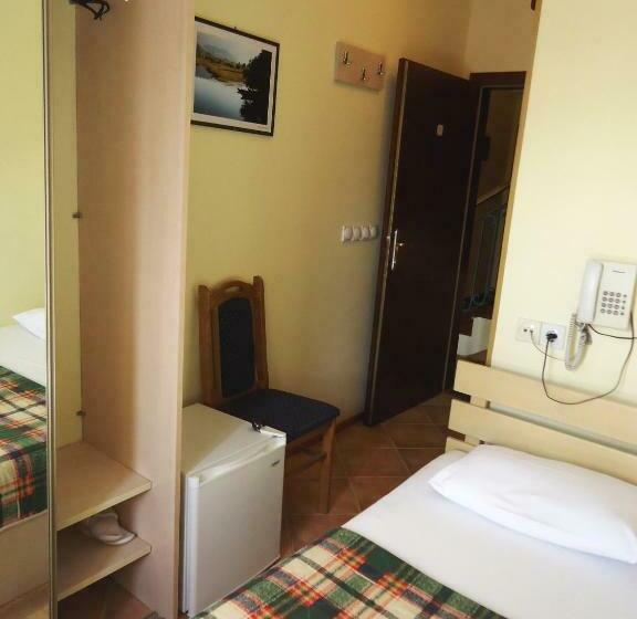 اتاق استاندارد یک نفره, Pelikan