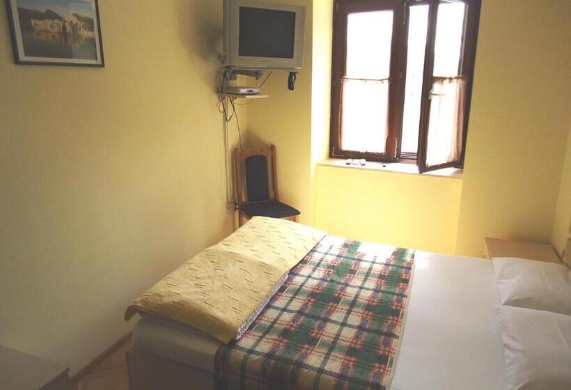 اتاق استاندارد, Pelikan