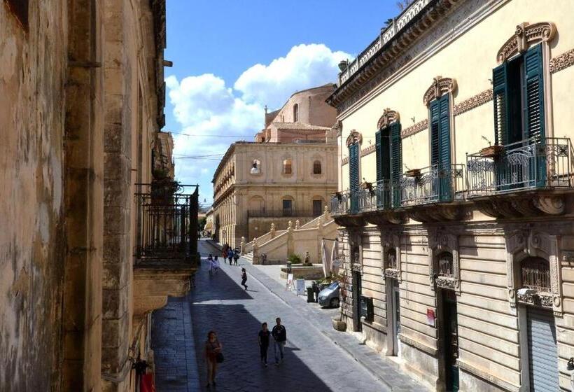 Номер Superior Вид на Город, Porta Reale
