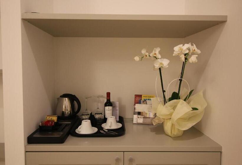 テラス付きジュニアスイート, Porta Reale