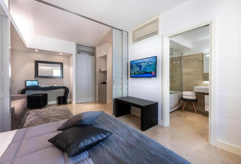 テラス付きジュニアスイート, Porta Reale