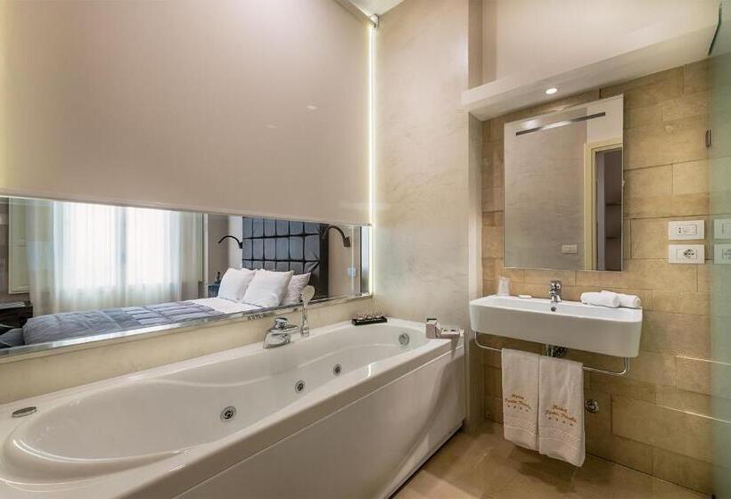 エクゼクティブスイート, Porta Reale