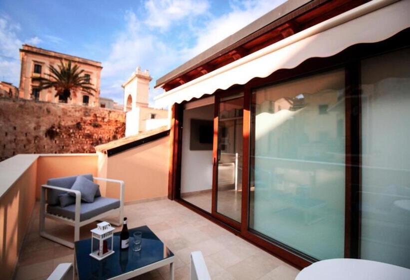 １ベッドルームハウス, Porta Reale