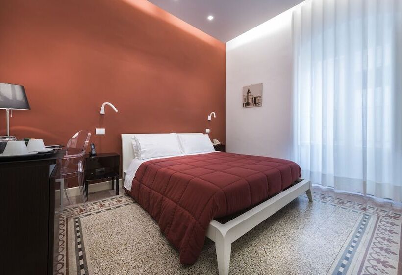 スタンダードルーム, Porta Reale