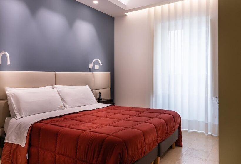 スタンダードルーム, Porta Reale