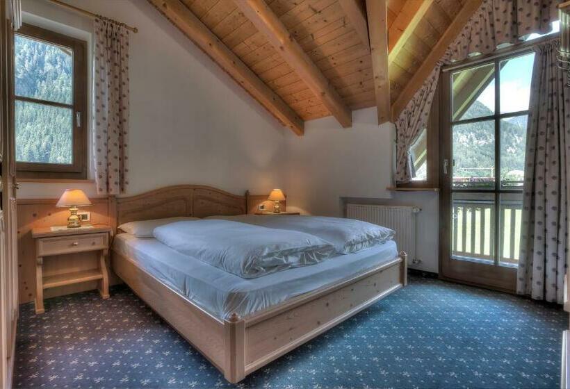 Апартаменты 1 Спальня, Residence Rose